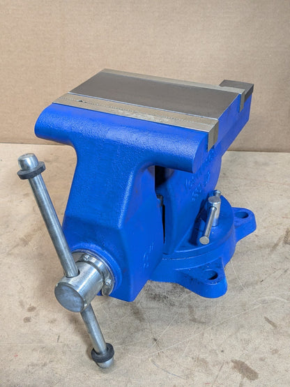 Yost Reversible Bench Vise w/ Swivel Base 8" Jaw Width  8.5" / 12.5" Opening