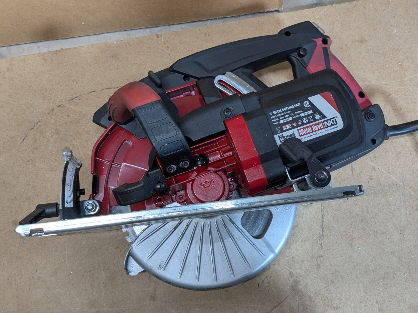Morse Metal Devil NXT Metal Cutting Circular Saw 9" Blade 120v CSM9NXTB Used