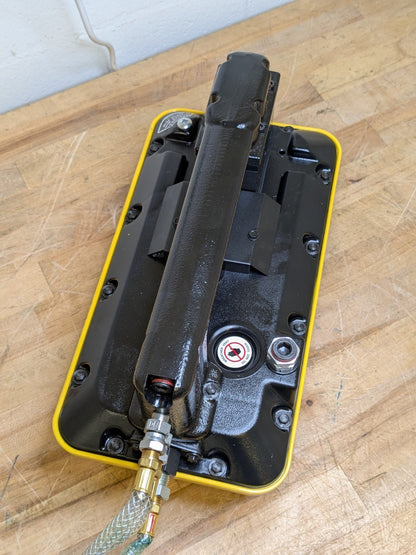 Enerpac Air Hydraulic Pump for Single Acting Cylinders PARG1102N Parts / Repair