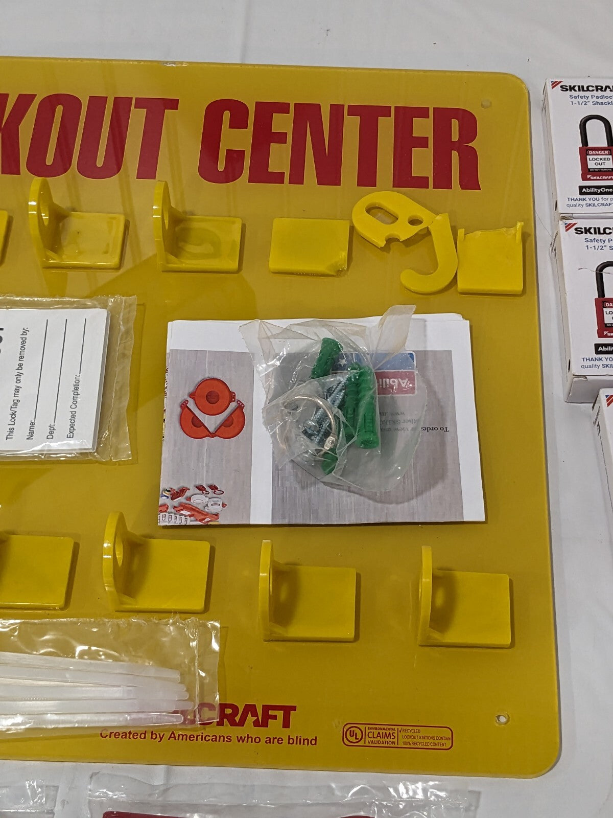 ABILITYONE Equipped Lockout Tagout Station: Keyed Different, 30 Pc 5340016512050