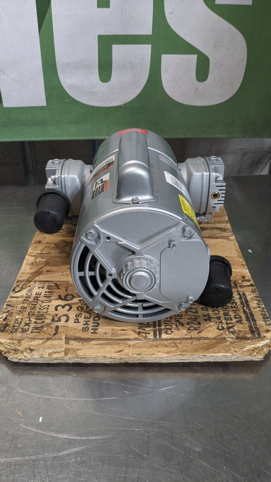 Gast Piston Compressor Pump 1/3 HP 2.4 CFM 100 PSI Max. 12 VDC Parts / Repair