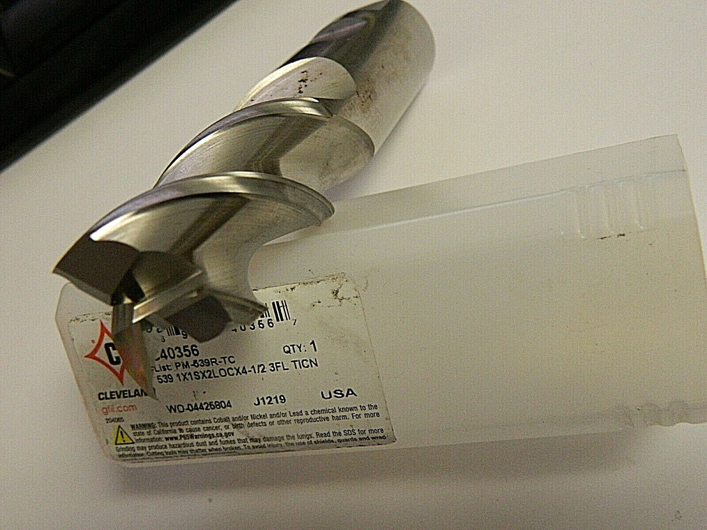 Cleveland 1" 2" LOC 4-1/2" OAL 3 Fl Powdered Metal Square End Mill C40356