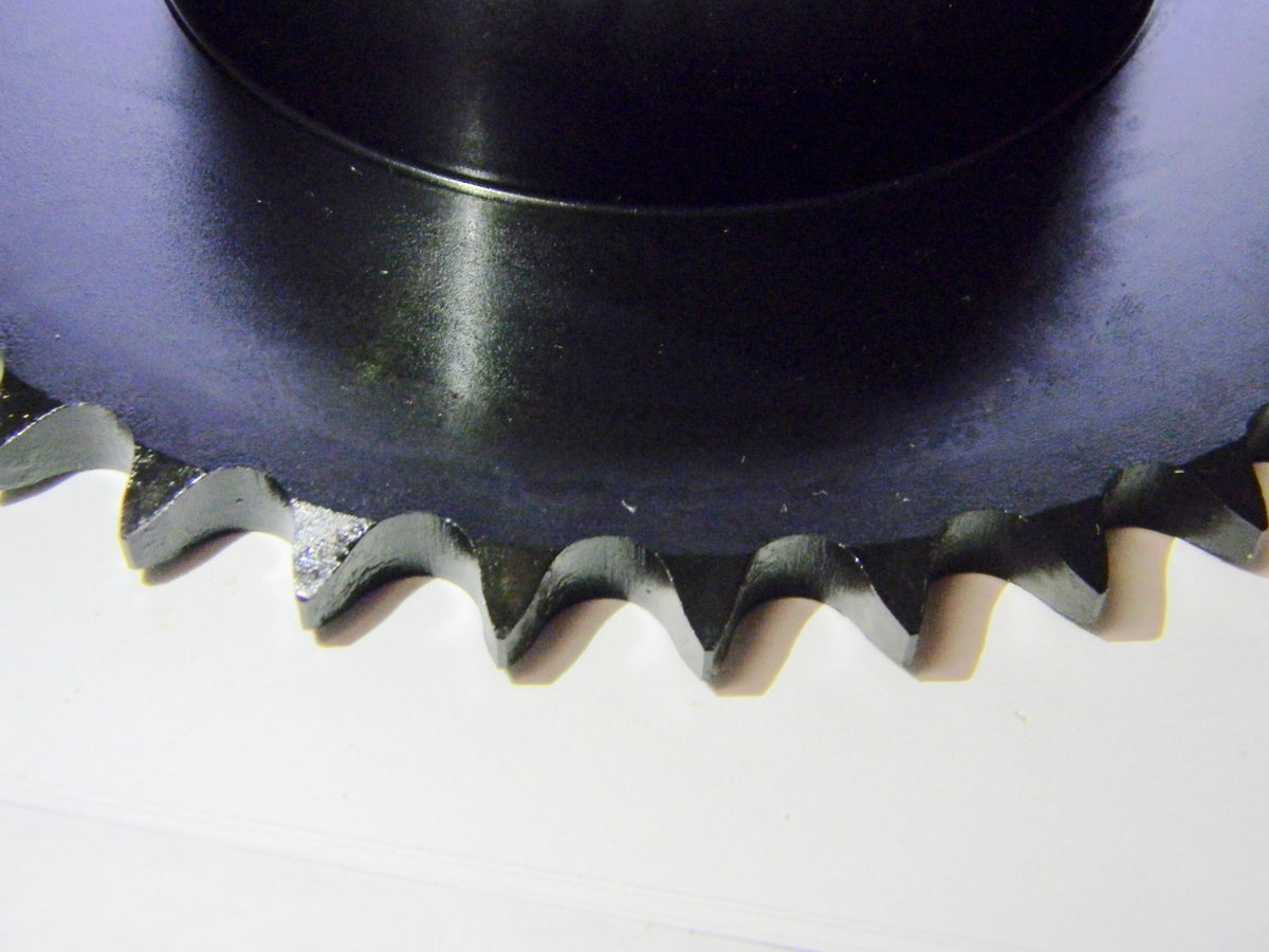 BROWNING  Bushed Roller Chain Sprocket: 40 Teeth, 5/8" Pitch, 2-11/16" Bore Dia