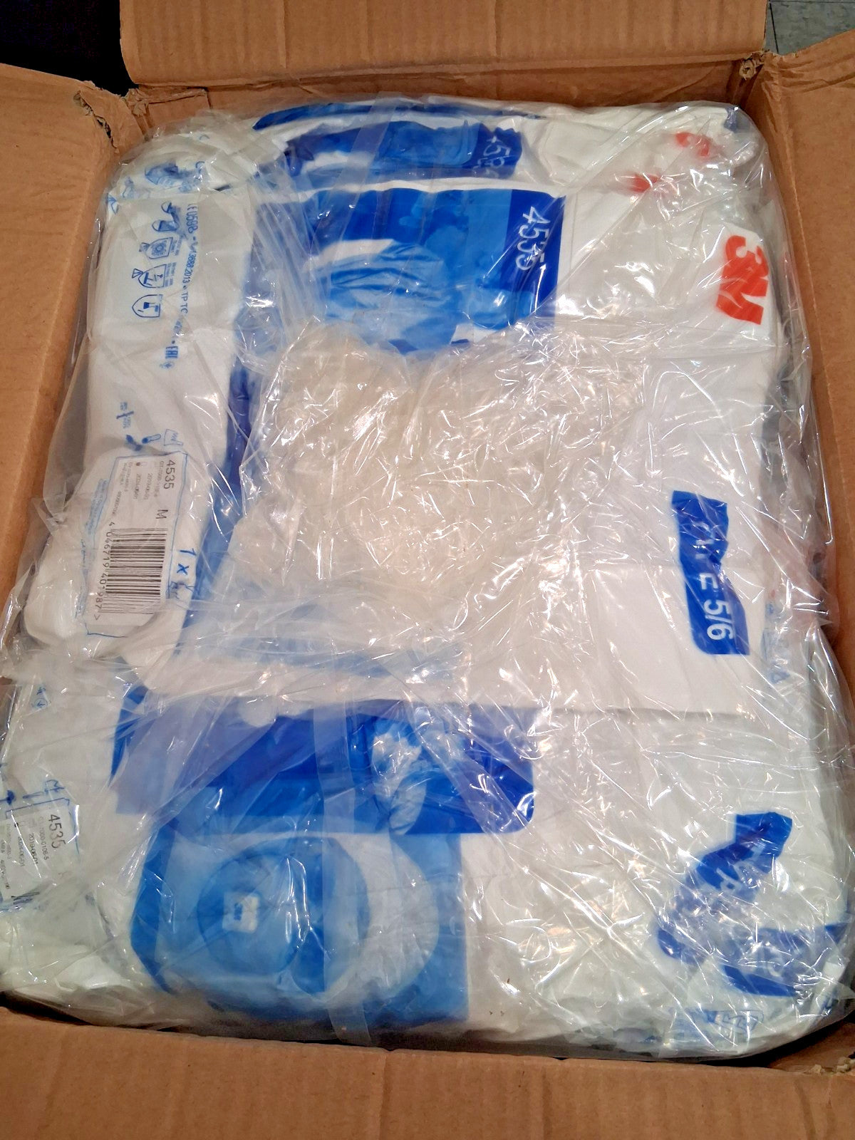 3M Protective Coverall Size M QTY20 4535