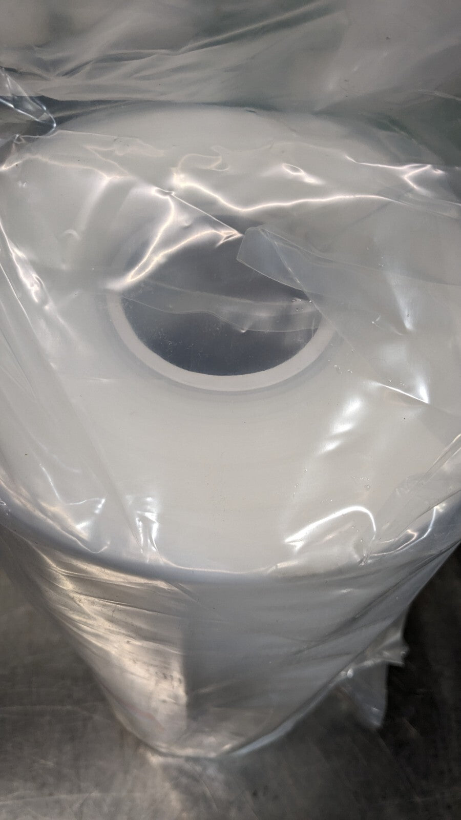 Poly-Bag 24" x 500' x.004 Cleanliness Exceeding ISO 14644-1 Class 6 B2