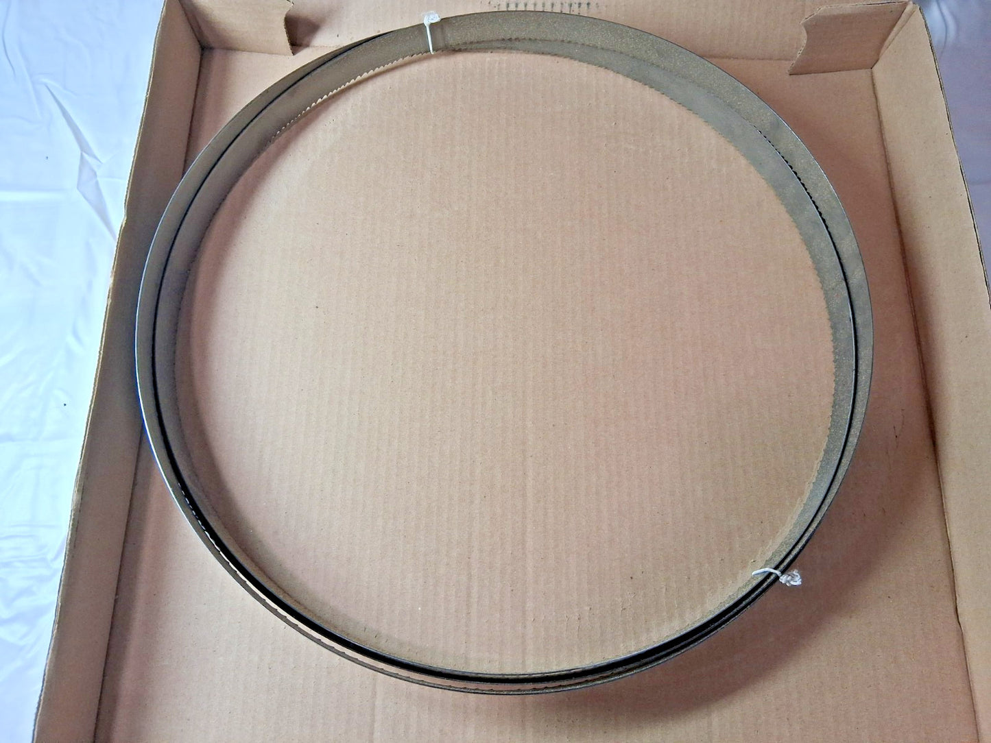 Lenox Welded Bandsaw Blades 13' 3 Long x 1" Wide x 5 to 8 TPI 87919CLB134040