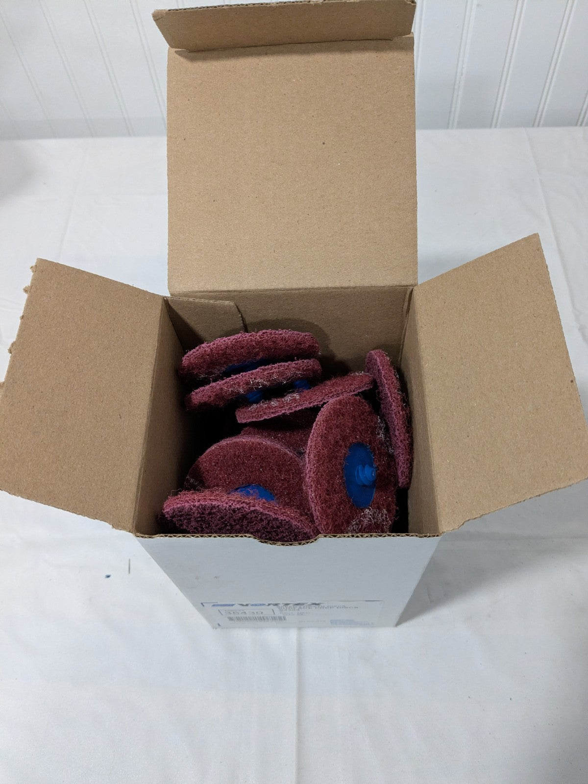 Norton Quick-Change Disc: Type R, 3" Dia, Aluminum Oxide Box of 25 66623335430