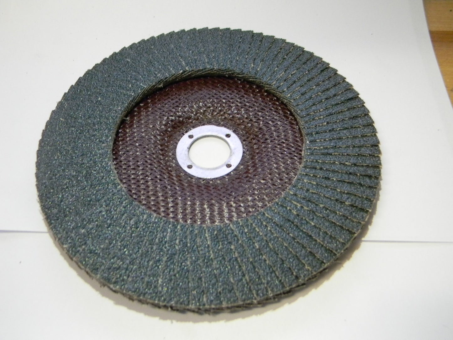 Norton Charger Zirconia Alumina Flap Discs 5Pk  7" x 7/8" 40 Grit 6626