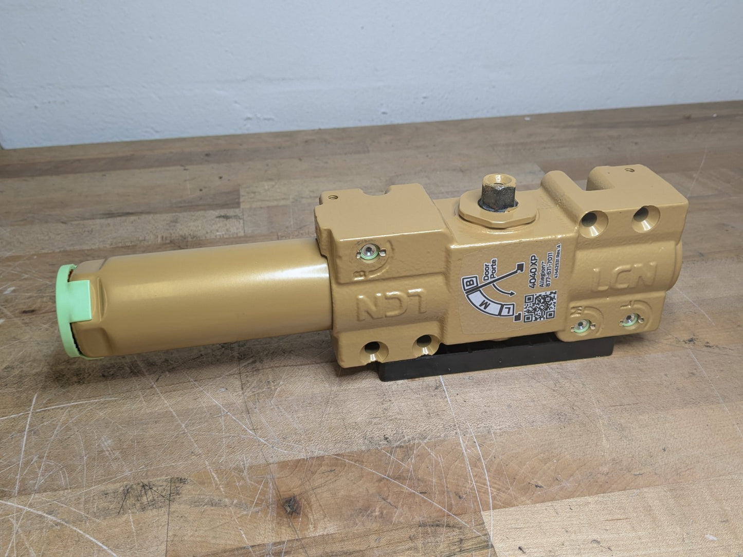 LCN Heavy Duty Commercial Door Closer w/ Hold Open Arm 4040XP-HW/PA-696