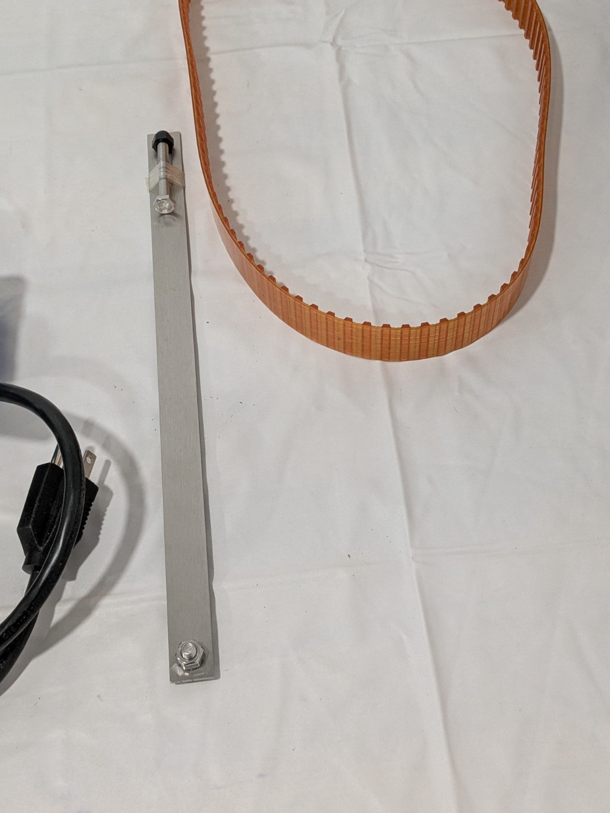 Mini-Skimmer Oil Skimmer: 1.00 GPH, 12.00" Reach 36605