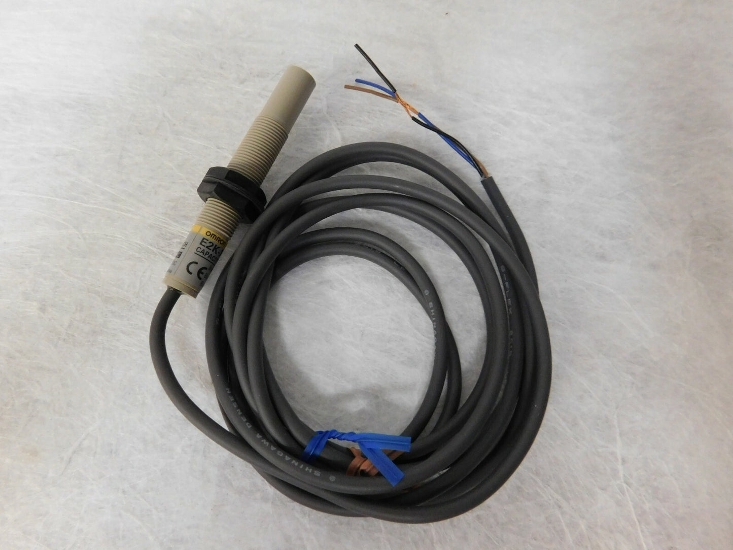 Omron Capacitive Proximity Sensor  NPN NC 4mm Detection Unshielded E2KX4ME2
