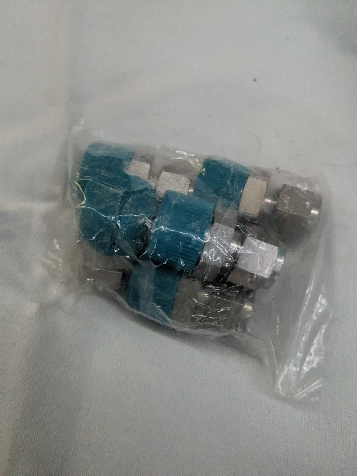 Compression Tube Connector 5pk 1/2" Tube OD, Compression x MNPT 98303175