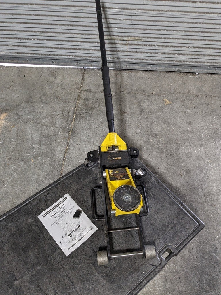 OMEGA Floor Jack: Aluminum 3 Ton Capacity Service  26030