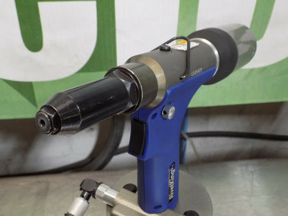 Rivet King Pneumatic Rivet Tool 1" Stroke 3400 lb Pull Force RK-8000LS Defe