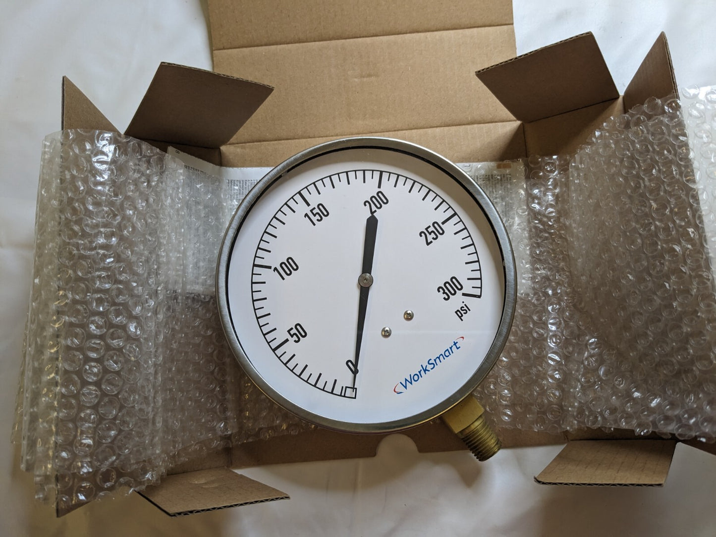 Pressure Gauge: 4-1/2" Dial, 300 psi, 1/4" Thread, NPT WS-PE-275