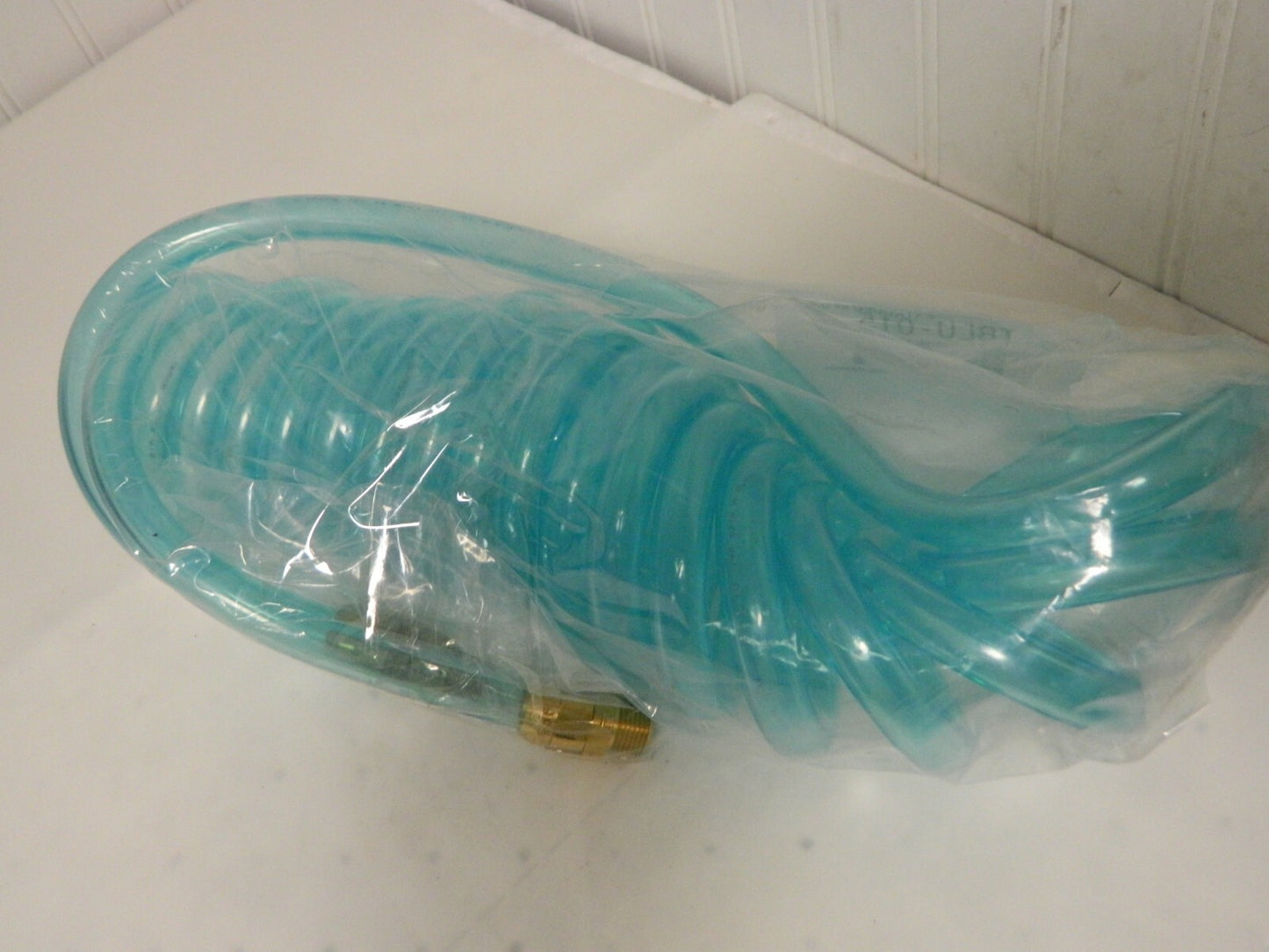 Parker No-Mar Fast-Store Tube Assembly 9/16 OD x 15' CLR Blue AUFS-96-TBLU-