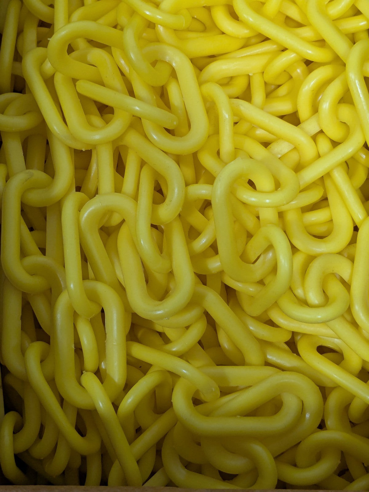 PRO-SAFE Chain: Plastic, Yellow, 100' Long, 2" Wide CH-YWL-100B