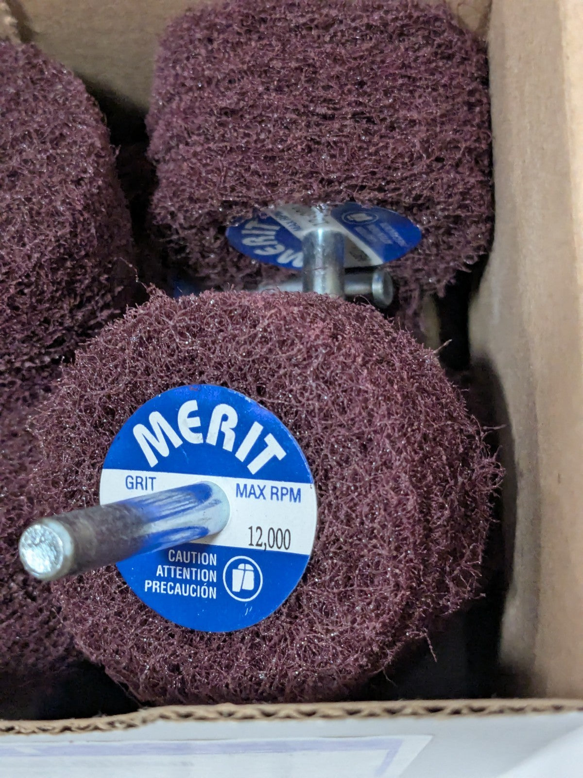 Merit Deburring Disc: 2" Dia, Medium Grade, Aluminum Oxide Qty 10 088341315