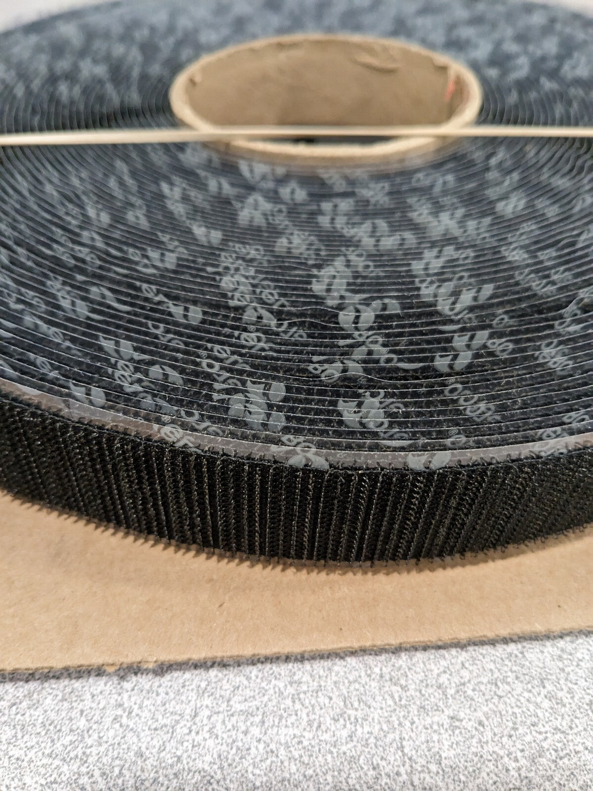 VELCRO BRAND 1" x 25 Yd Adhesive Backed Hook Roll 174664