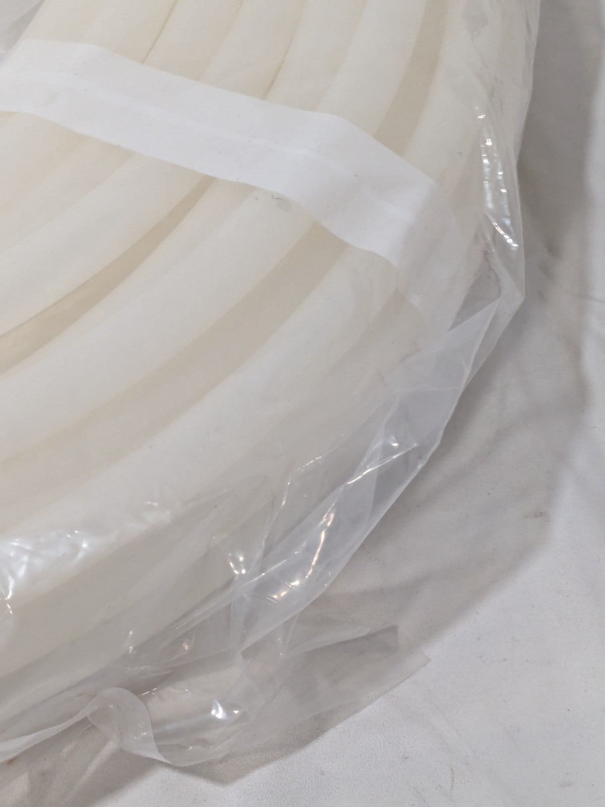 Natural Nylon 11 Tube: 0.275" ID, 3/8" OD, 581 Max psi, 100' Length 36015