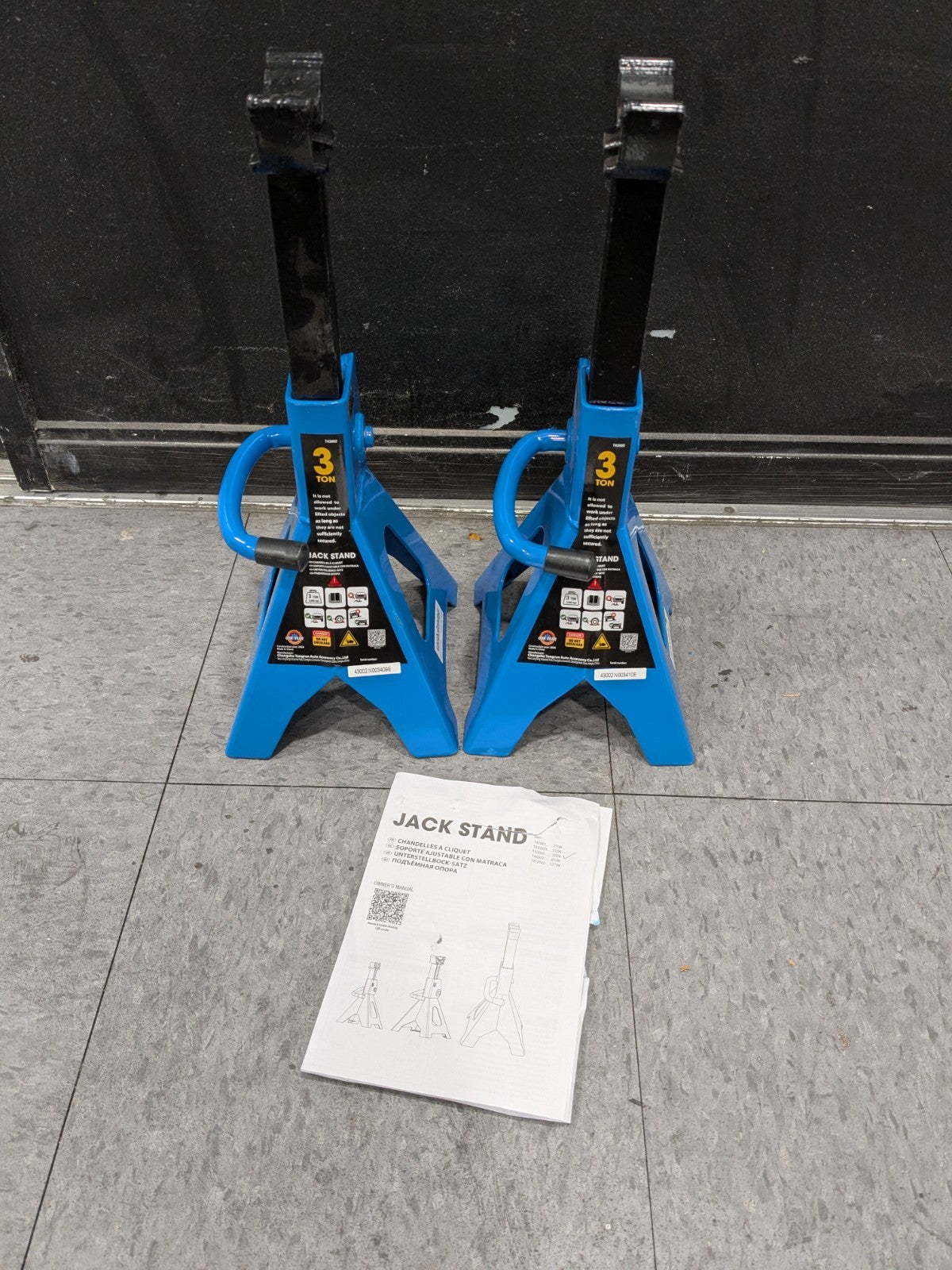 3 Ton Load Capacity Ratcheting Jack Stand (1 Pair) T43002