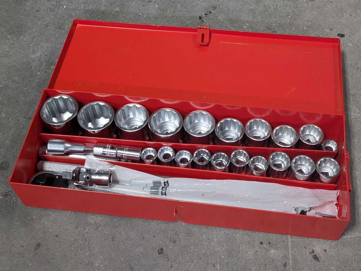 Proto 28-Piece Metric Socket Set 12 Point 3/4" Drive 21mm - 60mm Size Range