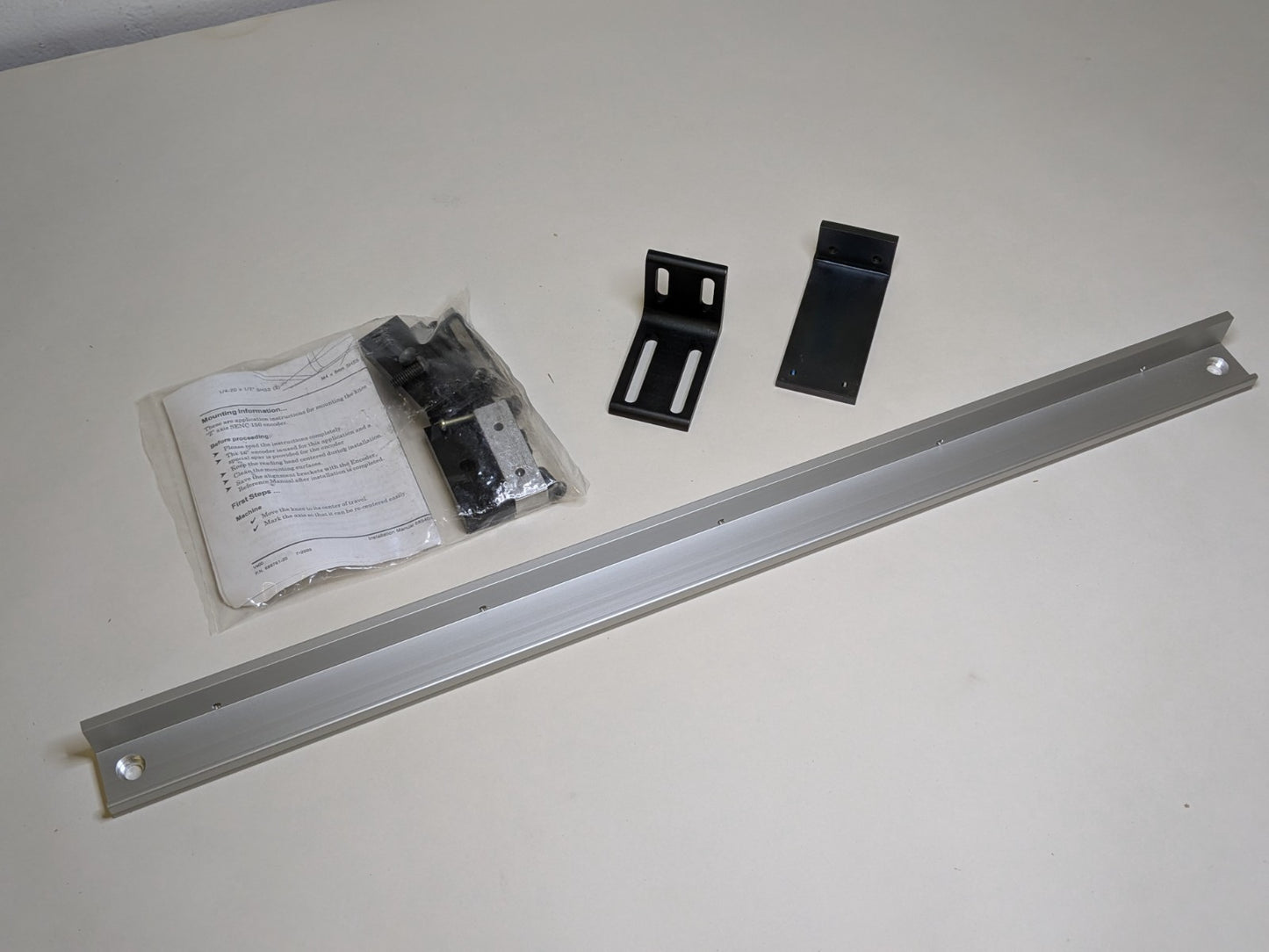 AcuRite Z-Axis Encoder Mounting Bracket Kit for Lagun FT-1 Knee Mill 689404-1