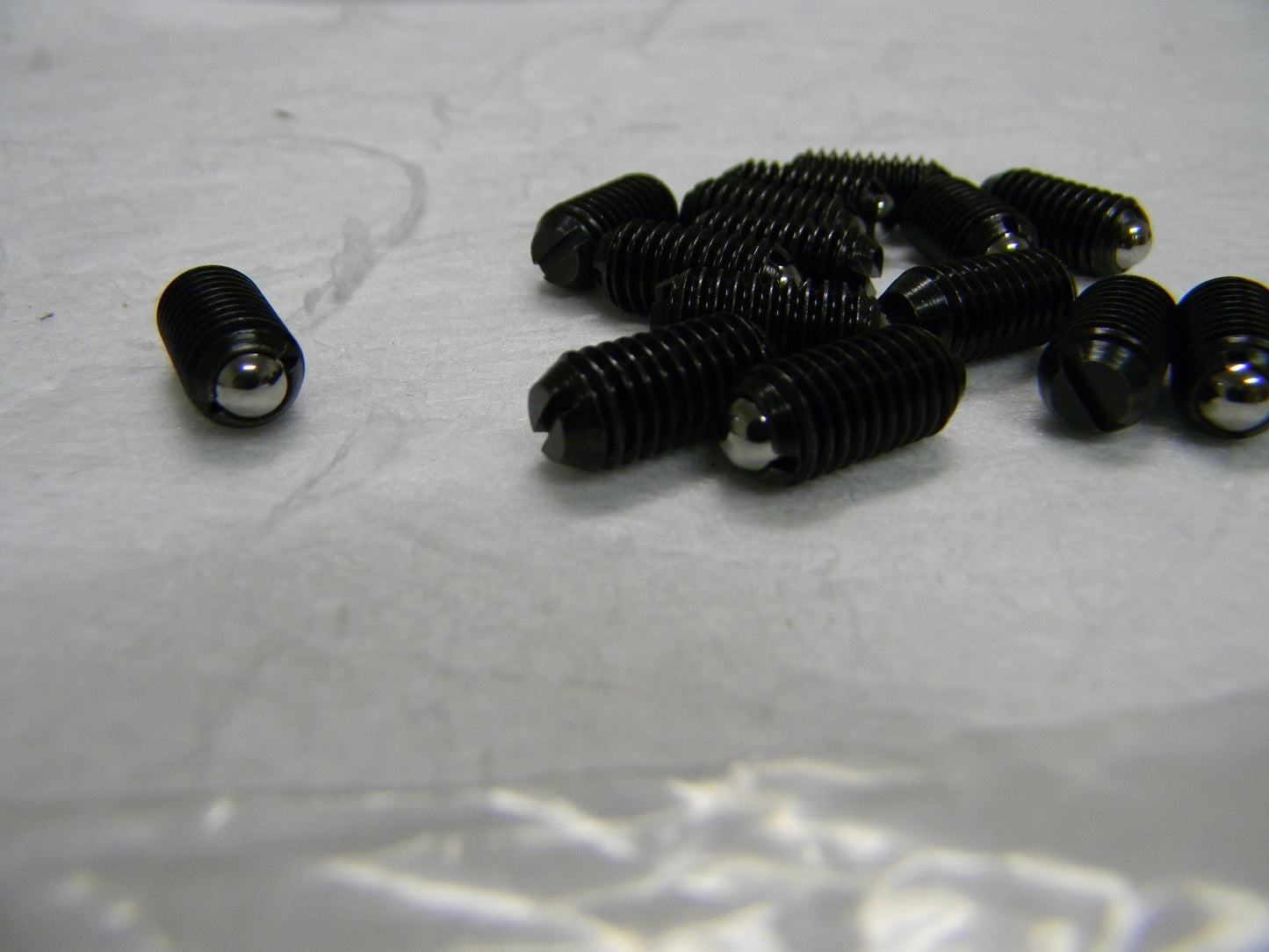Vlier Stainless Steel Threaded Spring Plunger 0-32 3/4" QTY 15  SSS52