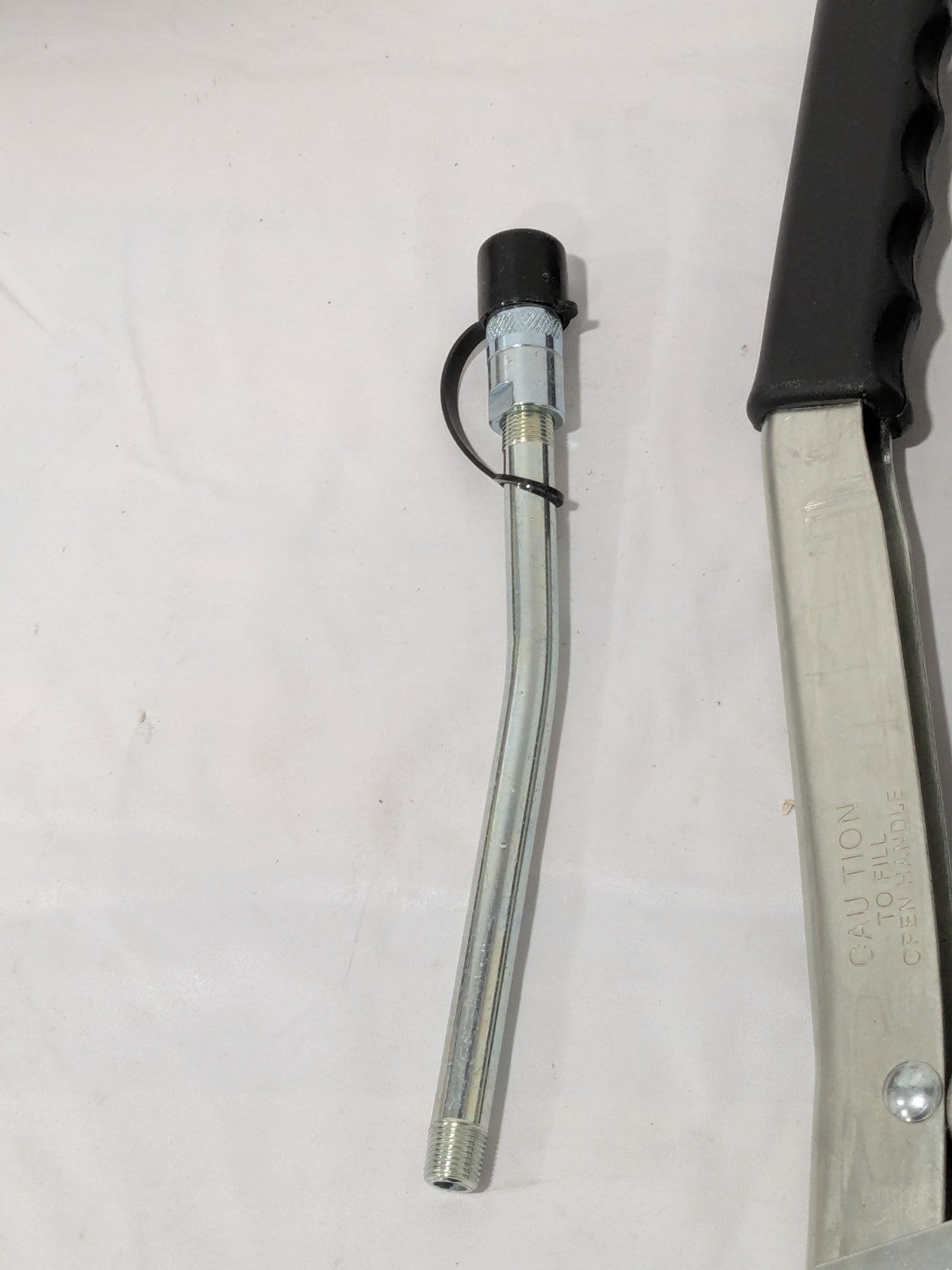 Lumax Manual Grease Gun: 10,000 psi, 14 oz Cartridge LX-1100