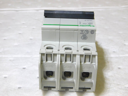 Schneider Electric  Miniature Circuit Breaker Multi 9 Range C60 UL489 3P 60177