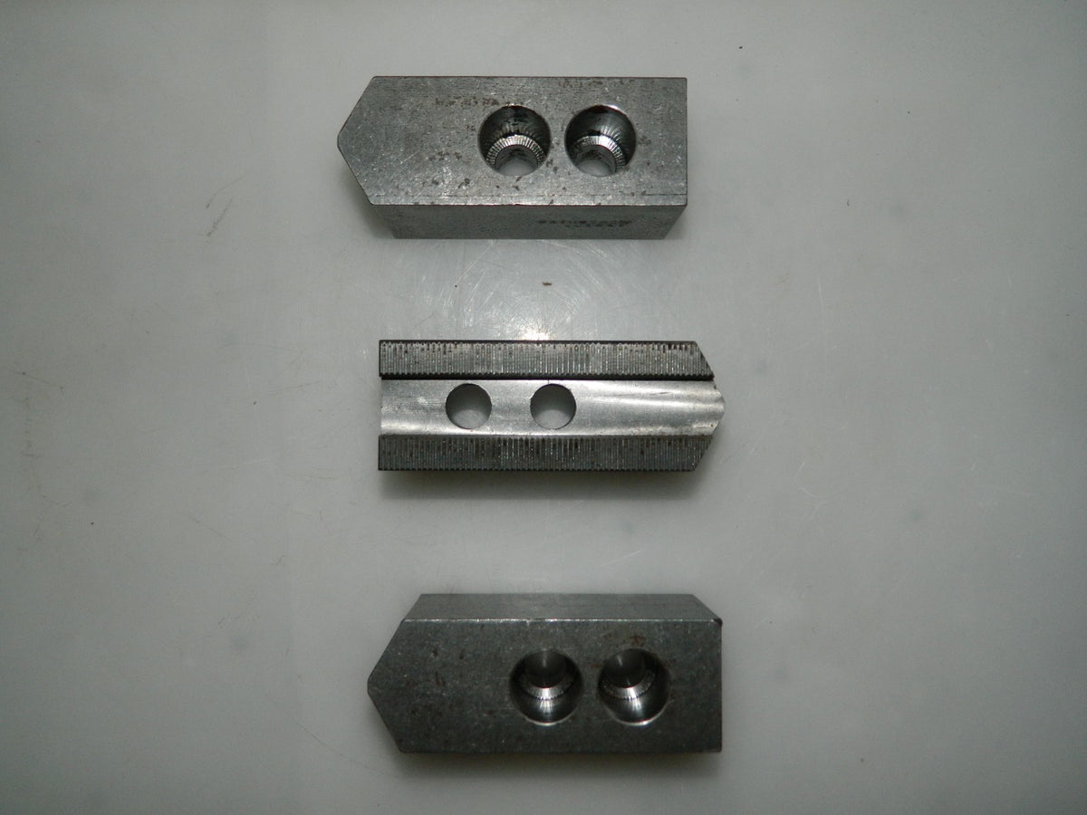 Abbott 8" Up Chuck Capacity 1/16" 90 Serrated Attachment 3 Piece Set HOW12MA8S