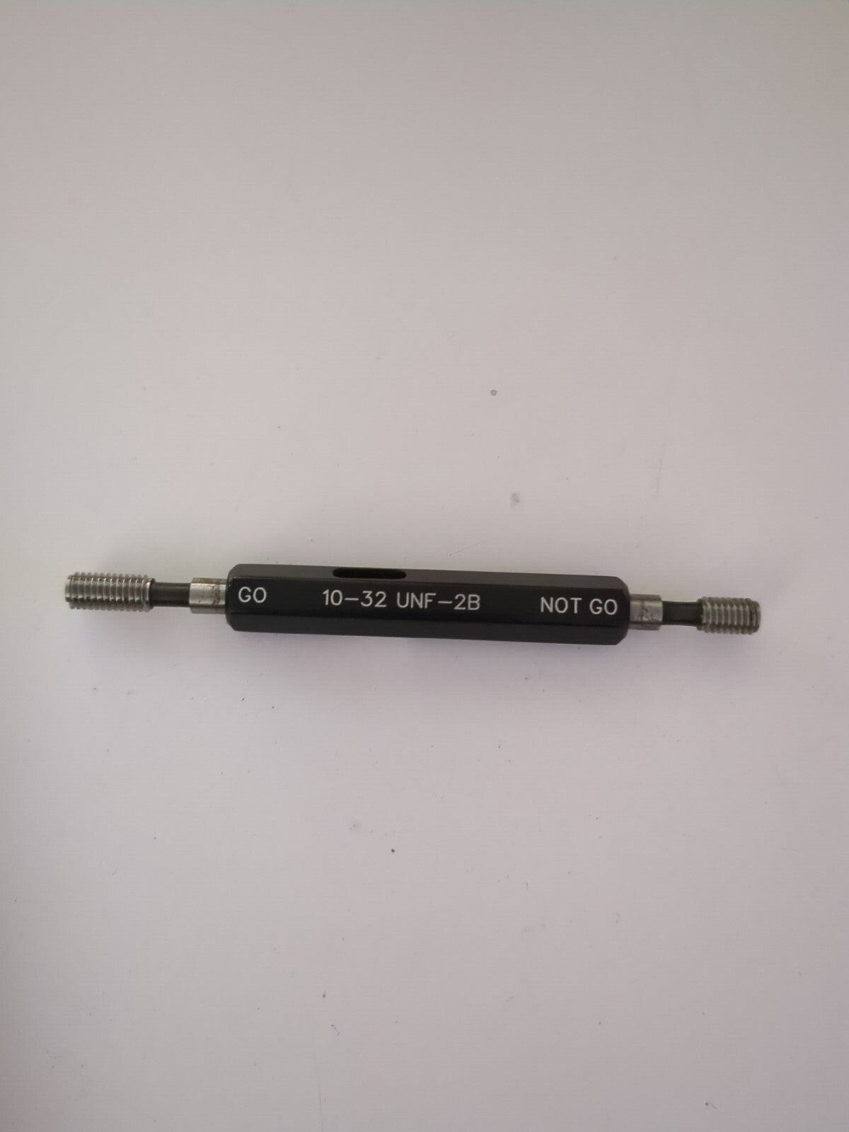 SPI Plug Thread Gage: #10-32 Thread, 2B Class, Double End 34-369-9