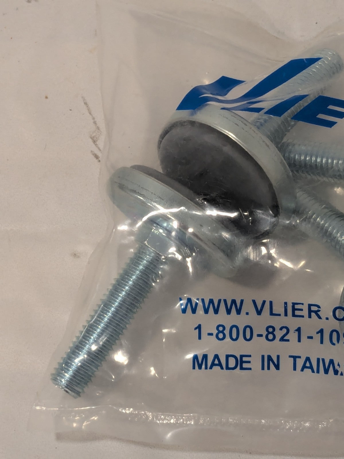 Vlier Studded Leveling Mount: 300 lb Load Capacity, 2" Base, Pack of 4 FSE3