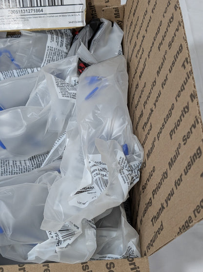 3M Safety Glasses: Anti-Fog/Scratch-Resistant Polycarbonate Box of 20 7100079183