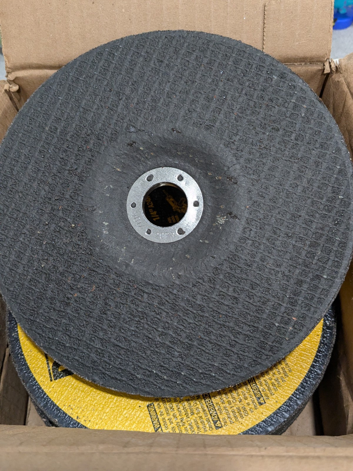 (10) DeWALT Depressed-Center Wheel Type 27, 7" Dia, 1/4" Thick, 7/8" Hole DW4719