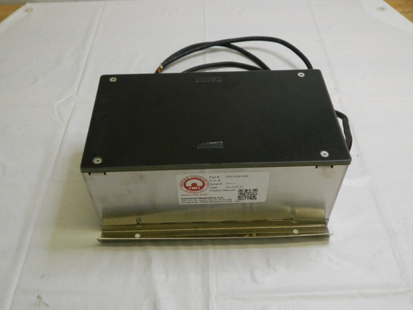 Industrial Magnetics Demagnetizer 12 L x 6-1/4 W x 4-3/4 H DSC424-240 REPAIR
