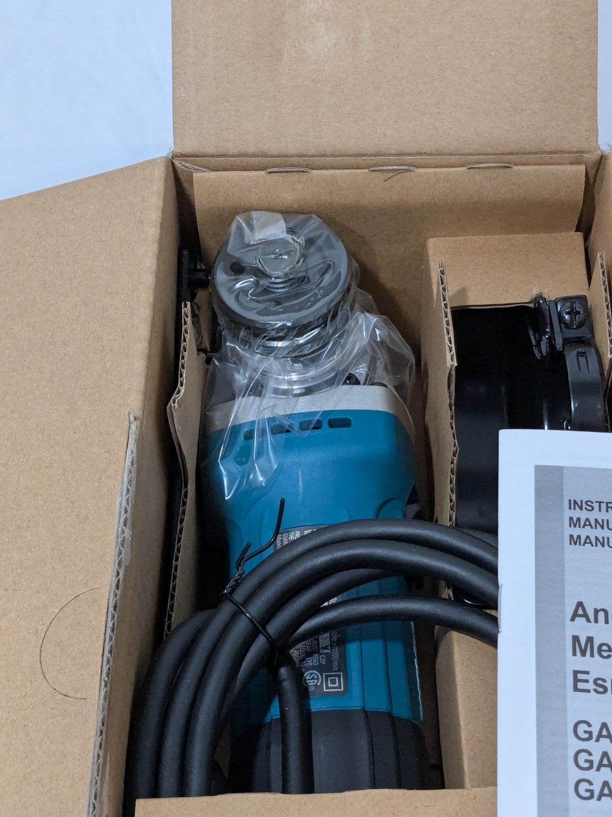 Makita Corded Angle Grinder: 4-1/2" Wheel Dia, 10,000 RPM, 5/8-11 Spindle 9557PB