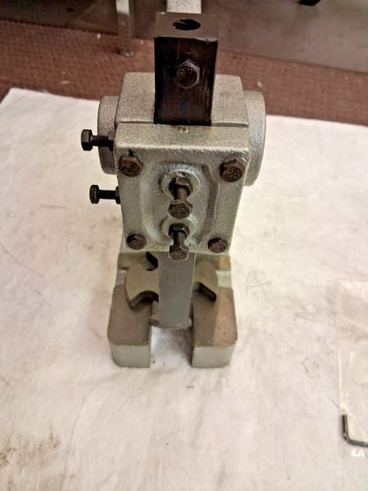 Pro Arbor Press 1" Ram 4" Throat Depth 1 Ton Pressure 9-1/2" Stroke 09511114