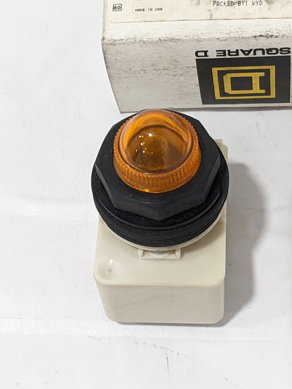 Square D Standard Octagonal Pilot Light 120 VAC/VDC Amber Lens 9001-SKP38A9