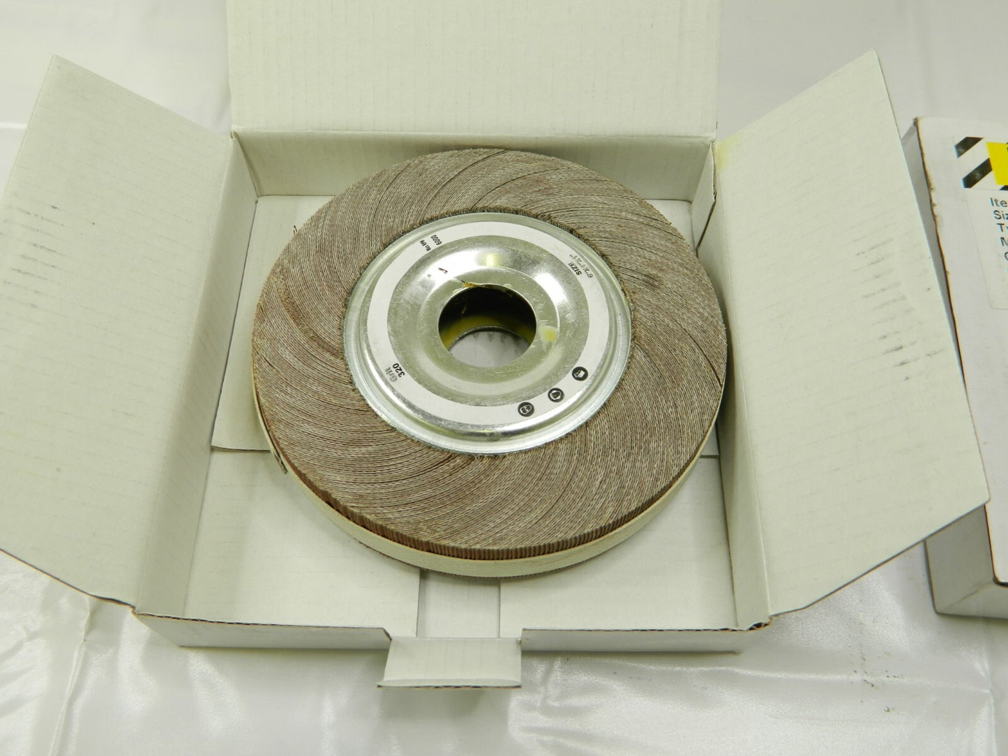 TRU-MAXX 6 x 1" 320 Grit Aluminum Oxide Unmounted Flap Wheel Qty 2 87662300