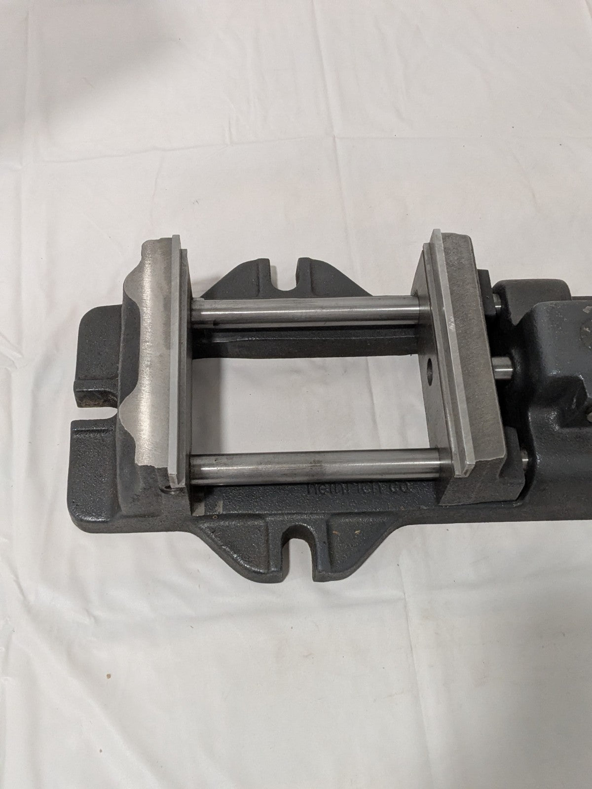 Heinrich Horizontal Drill Press Vise: 6" Jaw Width, 6-3/16" Jaw Opening 6-SV