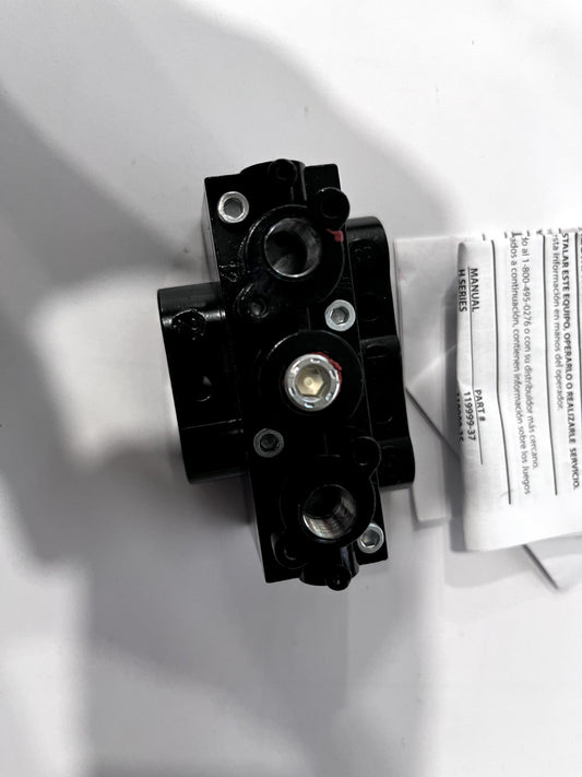 ARO/Ingersoll 1/4" Inlet x 1/4" Outlet Body Ported Solenoid Air Valve