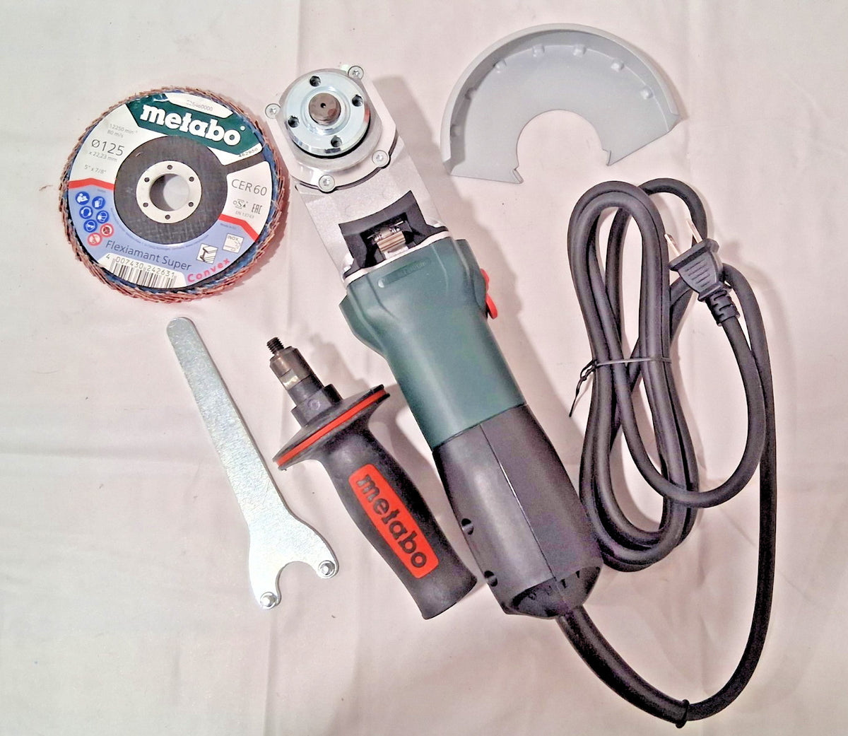 Metabo Quick Angle Grinder 4-1/2"/5" WE9-125 600269420
