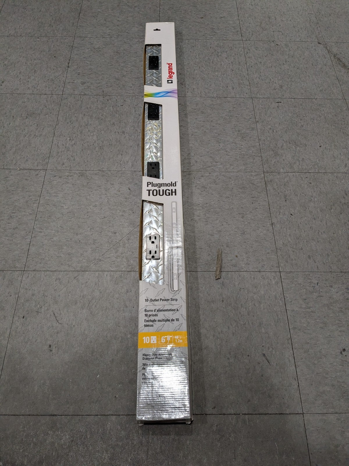 Wiremold Plugmold 4' Heavy Duty Steel 10 Outlet Powerstrip PM48TC