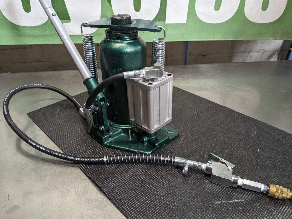 Safeguard Jack Air/Hydraulic Bottle Jack 20 Ton Capacity 61206
