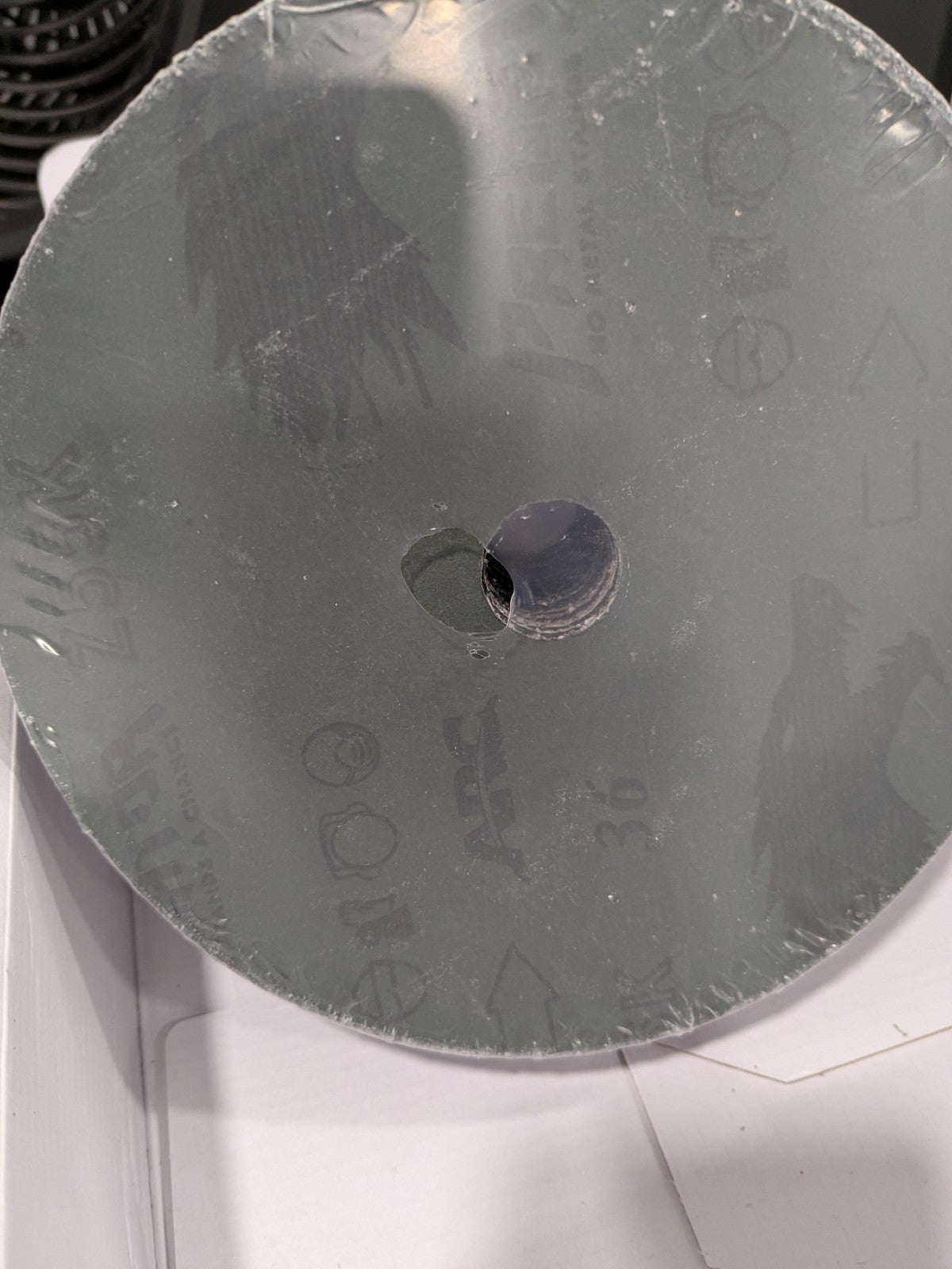 ARC Fiber Disc: 7" Disc Dia, 7/8" Arbor Hole, 36 Grit Box of 25 71-077802