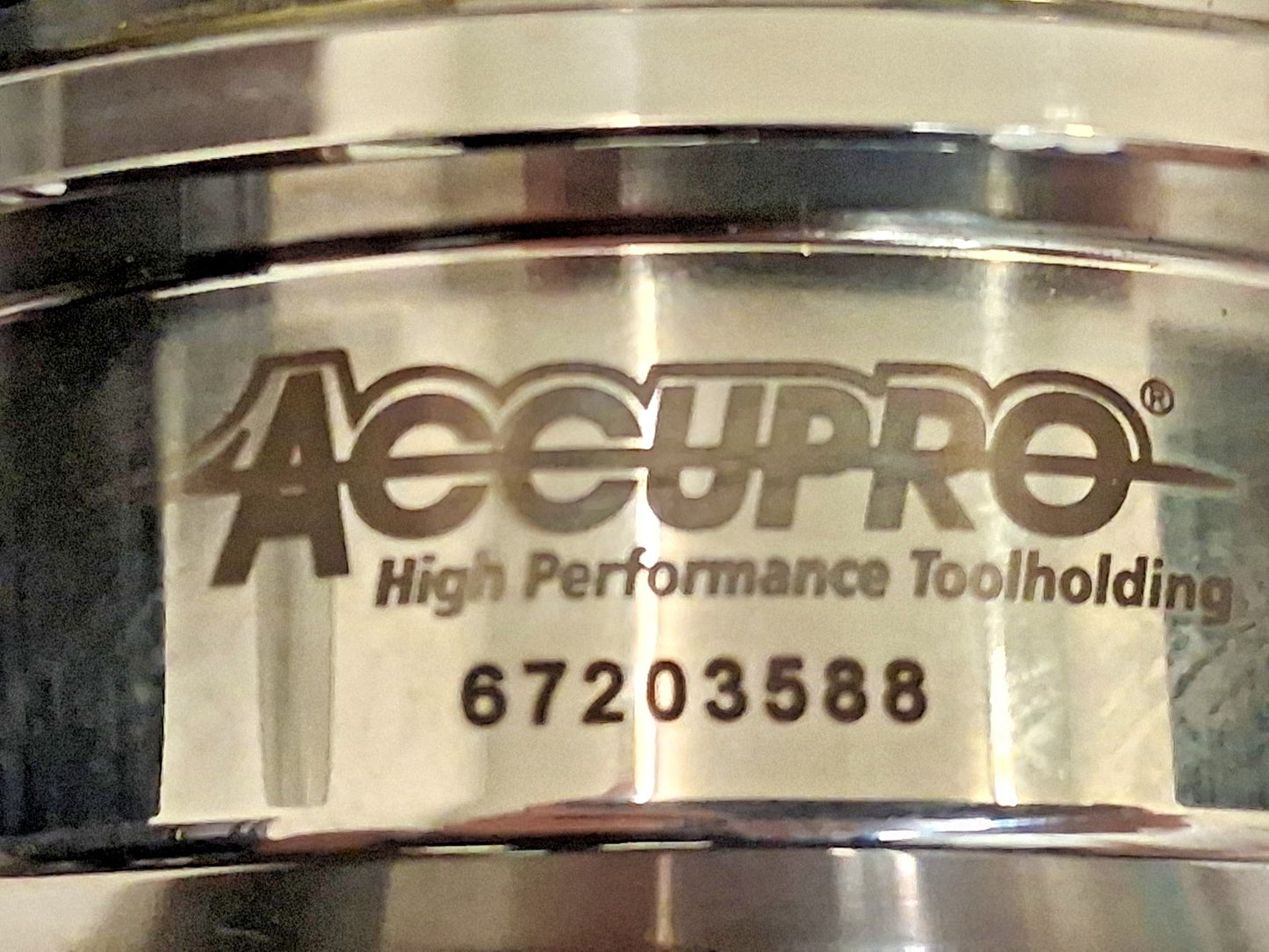 Accupro Hydraulic Tool Chuck CAT50 Taper Shank 1-1/4" Hole 1527341