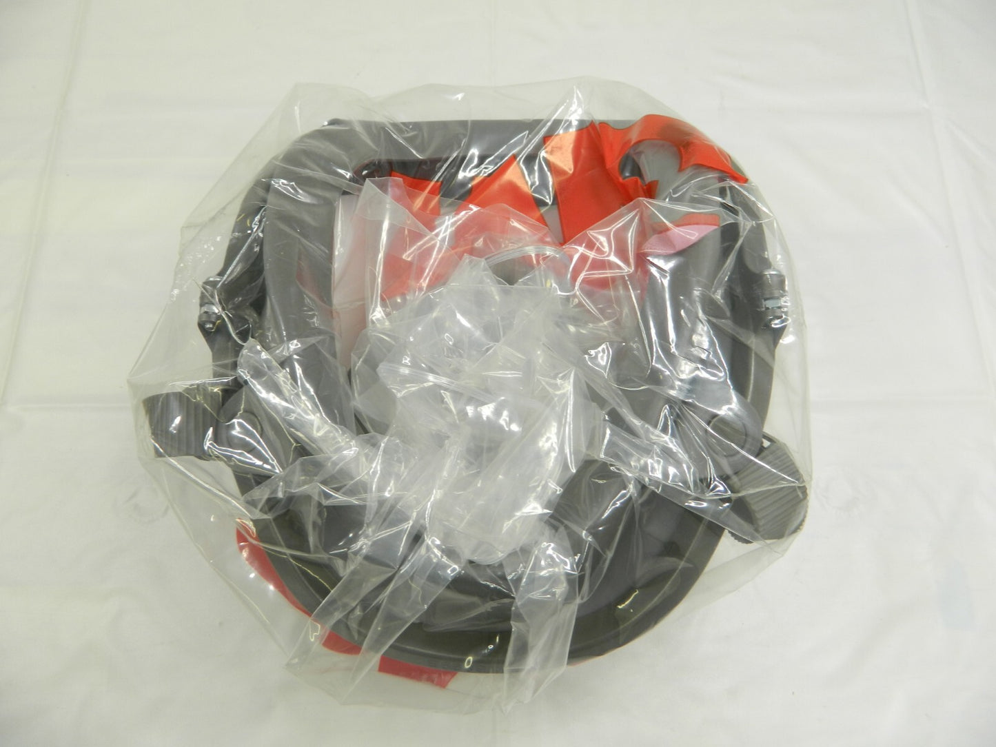 3M Full Face Respirator Silicone, Bayonet, Medium, PAPR &amp; SAP Compatible 680