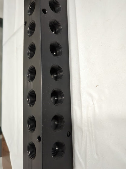 Manifold: 1/2" Inlet, 3/8" Outlet, 2 Inlet Ports, 7 Outlet Ports PCM30