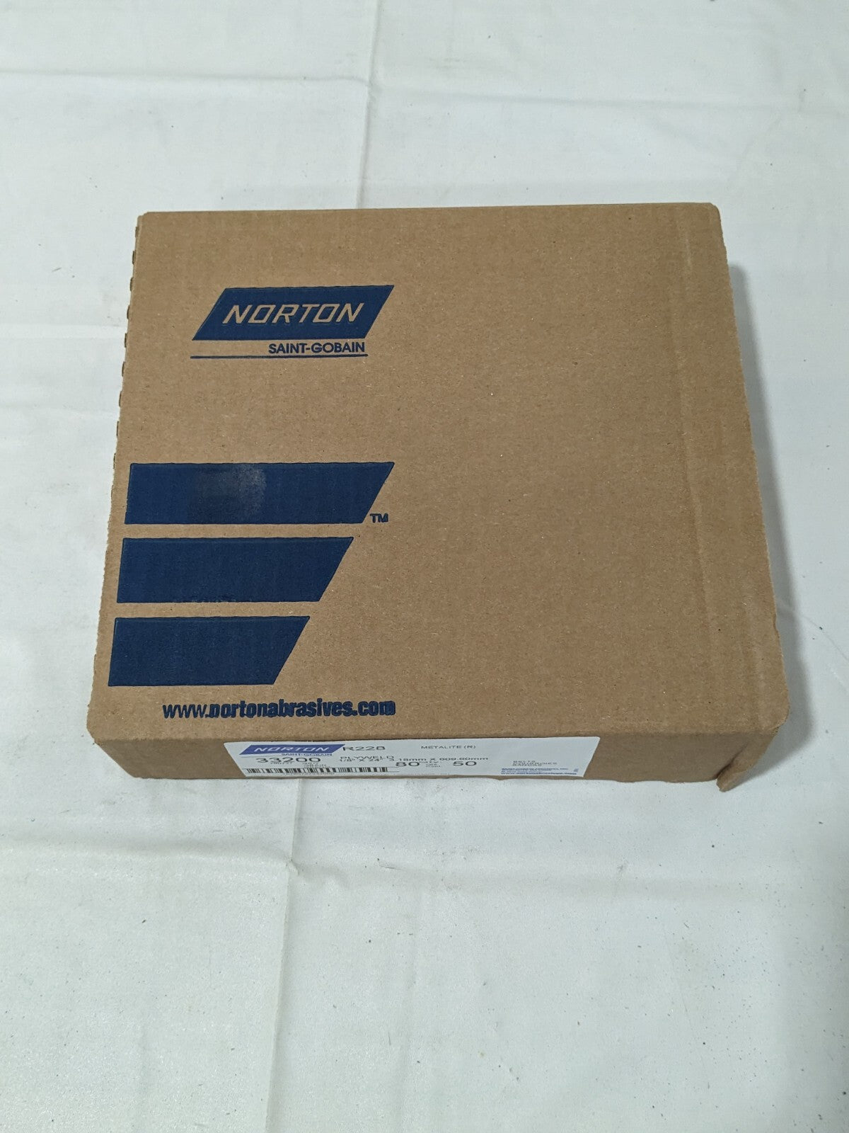 NORTON Abrasive Belt: 1/8" Wide, 24" OAL, 80 Grit, AO Qty 50 78072733200